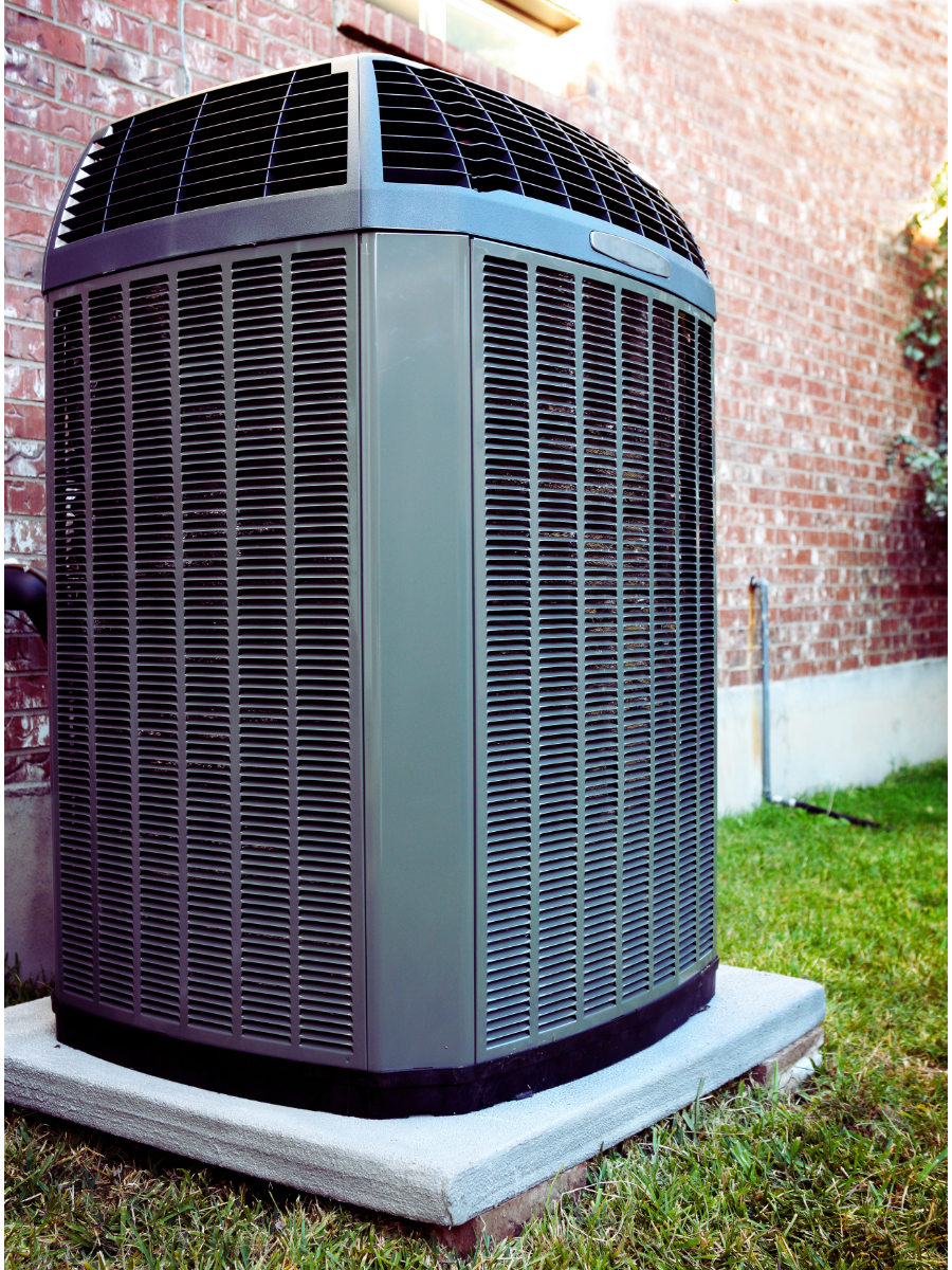 Long lasting AC unit installed outside Clearwater, FL home